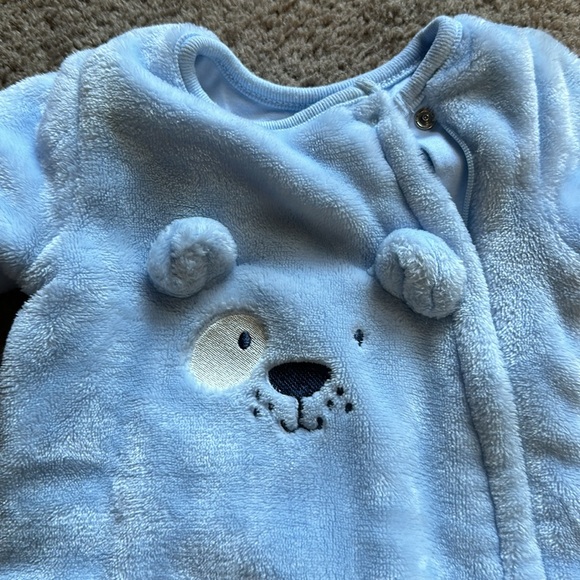 Bear fuzzy soft warm footsie - Picture 2 of 6